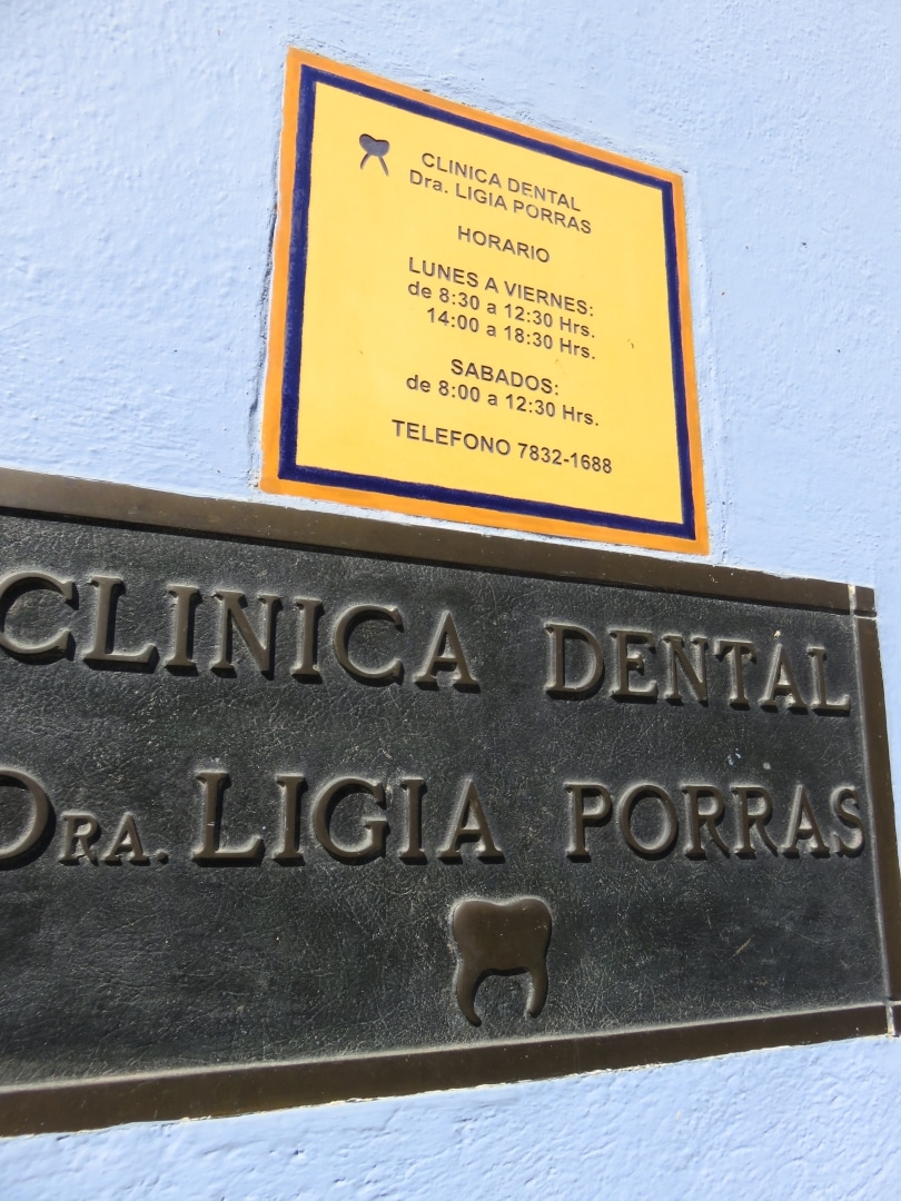 Dentist in Antigua Guatemala, English Speaking