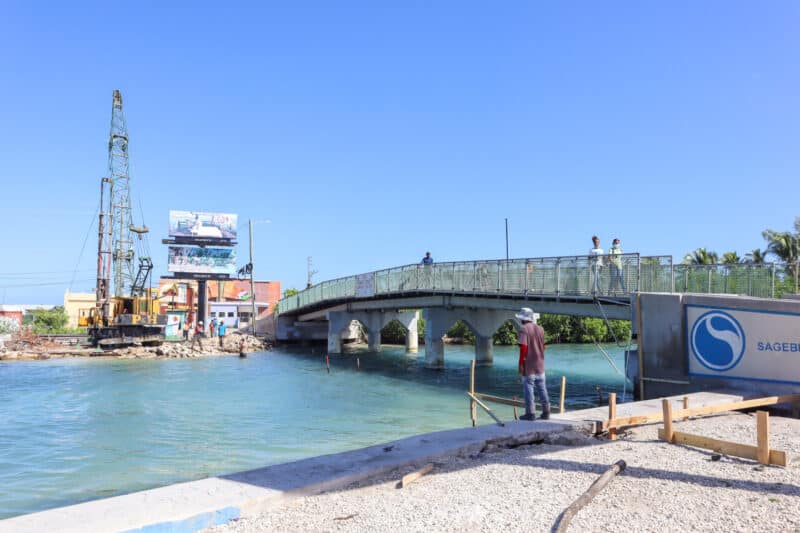 Berm for bridge