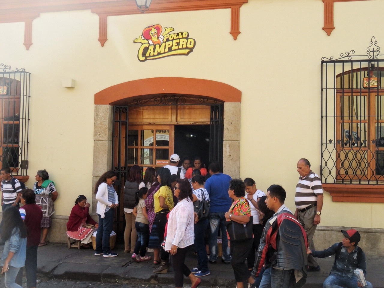 Guatemala’s BELOVED Pollo Campero: Is the Fried Chicken Worth the Wait?