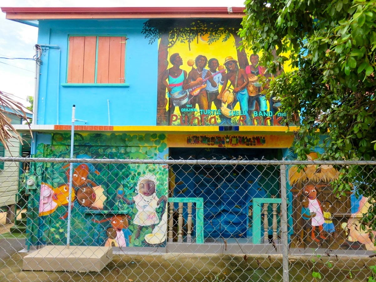 Mural in Dangriga