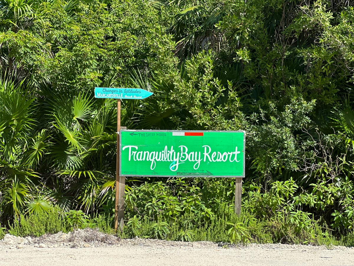 Sign pointing you towards Tranquility Bay