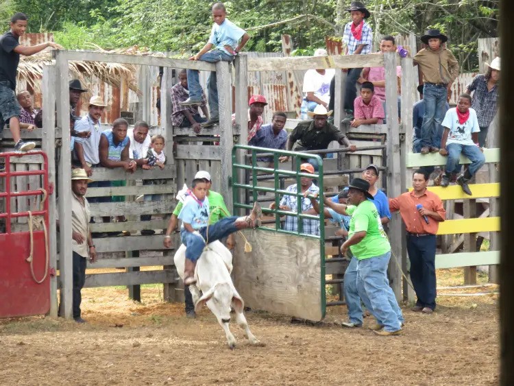 Kids in Belize competing in a rodeo