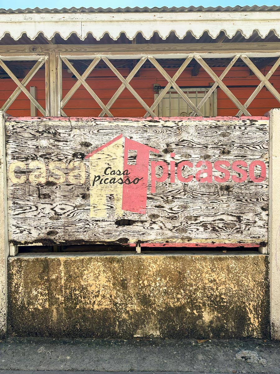 Casa Picasso sign