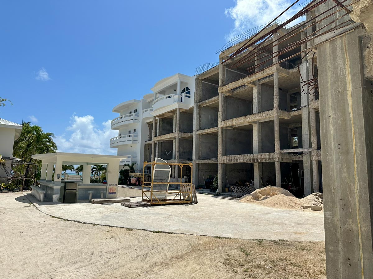 A look from the other direction into Sands Villas